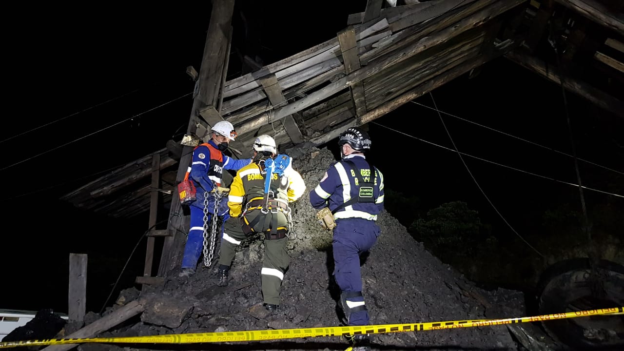Continúa Rescate mineros en Leguazaque