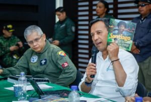 MinDefensa anuncia el envío de 250 uniformados del Ejército y la Policía para reforzar la seguridad en Chocó.