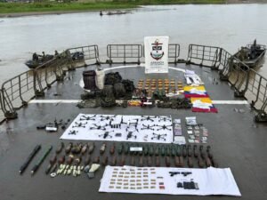Inacautados 13 drones, 350 kilogramos de explosivos y material de guerra del gaor “jaime martínez”