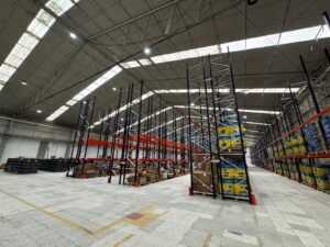 Con 684 millones de transacciones online al año, la tecnología logística se convierte en el nuevo músculo de crecimiento para las pymes colombianas.