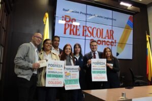 Radican Proyecto de Acto Legislativo para ampliar la edad de escolaridad obligatoria en Colombia.