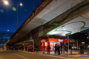 Alcaldía de Bogotá y Rappi transforman el bajopuente de la carrera Novena con calle 109.